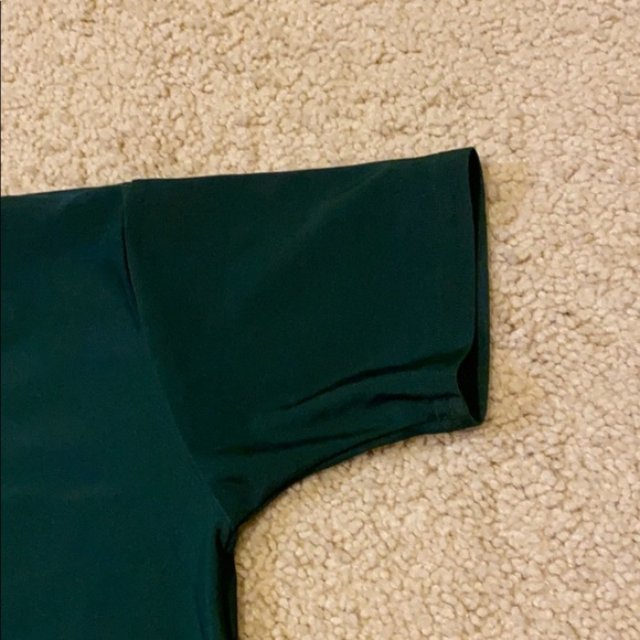 Under Armour athletic top - Picture 3 of 8